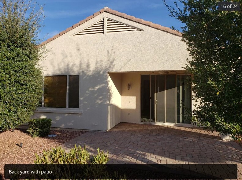 Building Photo - 12947 W Chapala Dr