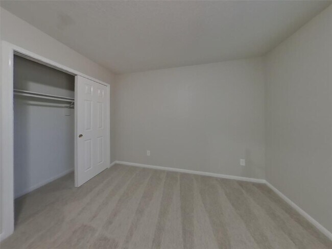 Building Photo - 12303 Kings Garden Ct