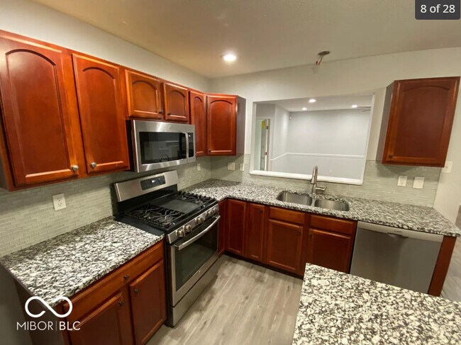 Building Photo - 401 Watercress Way
