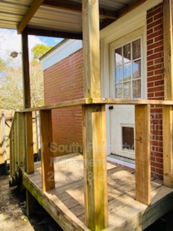 Building Photo - 2651 Foreman Cir