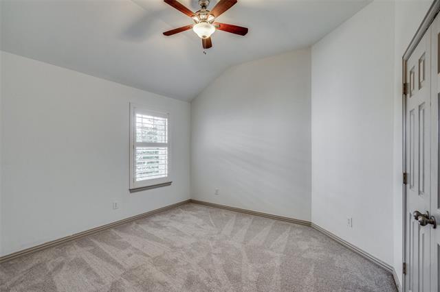 Building Photo - 6067 Chippewa Trail