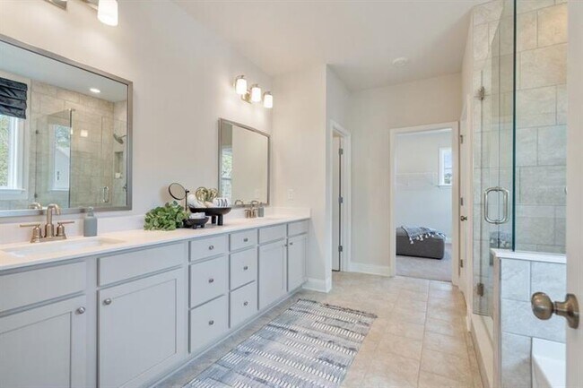 Building Photo - 6180 Misty Hill Ln