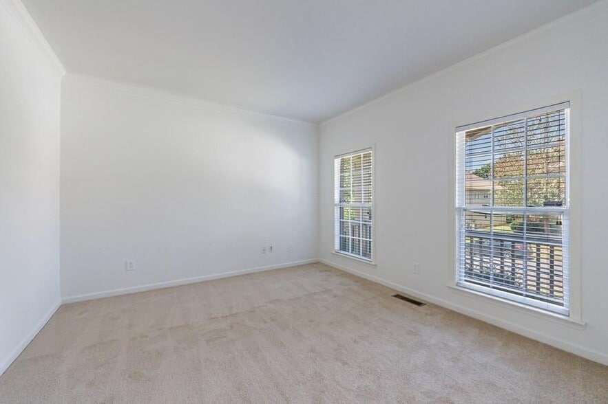 Building Photo - 279 Collins View Ct