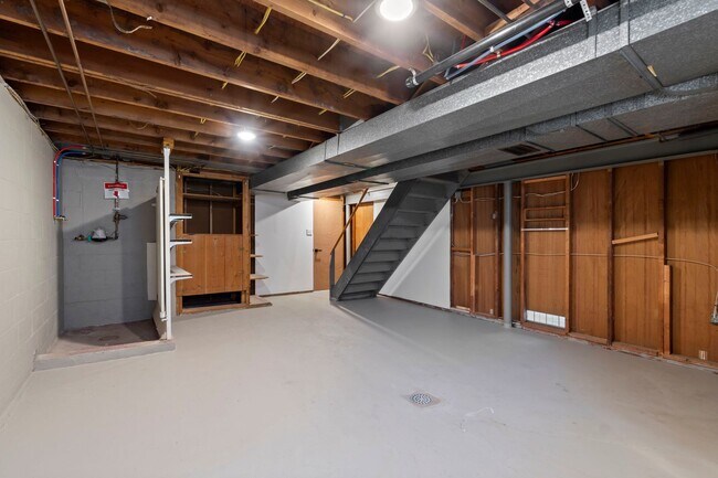 Building Photo - READY for Move-In! Fully RENOVATED 3 bedroom in PENN HILLS!