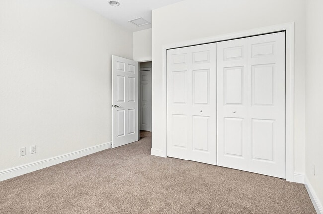 Building Photo - 4527 Cadiz Cir