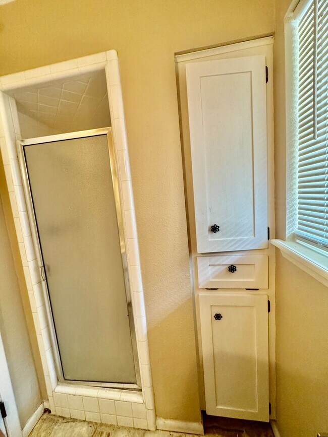 Building Photo - 5122 Moultrie Dr