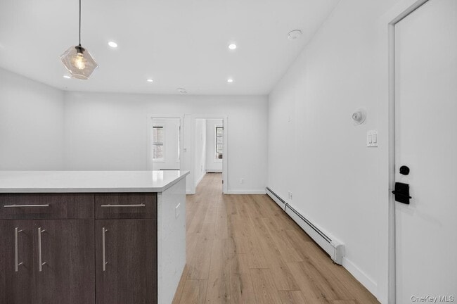 Building Photo - 91 Mineola Blvd