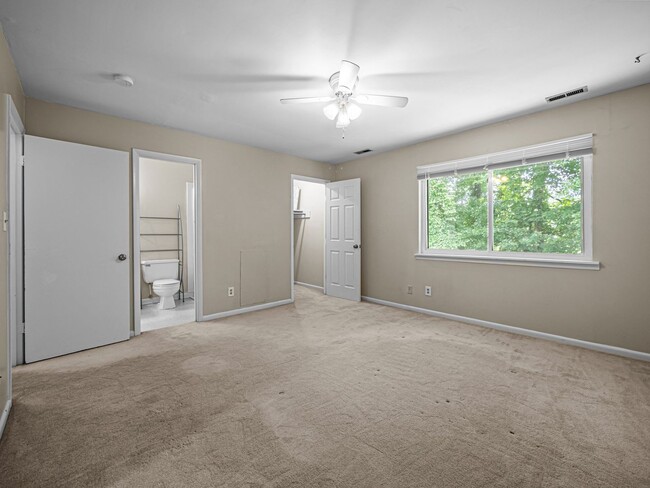 Building Photo - Welcome to Branchwood Townhomes!