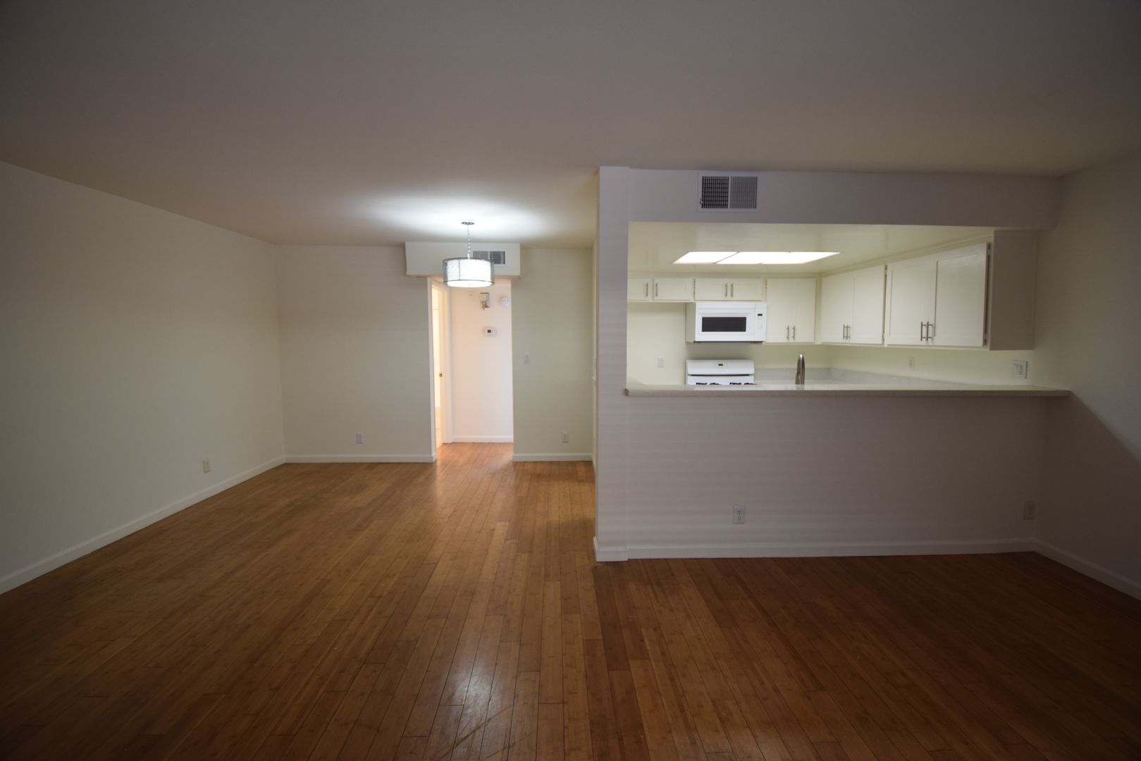 Building Photo - 6401 Riverton Ave