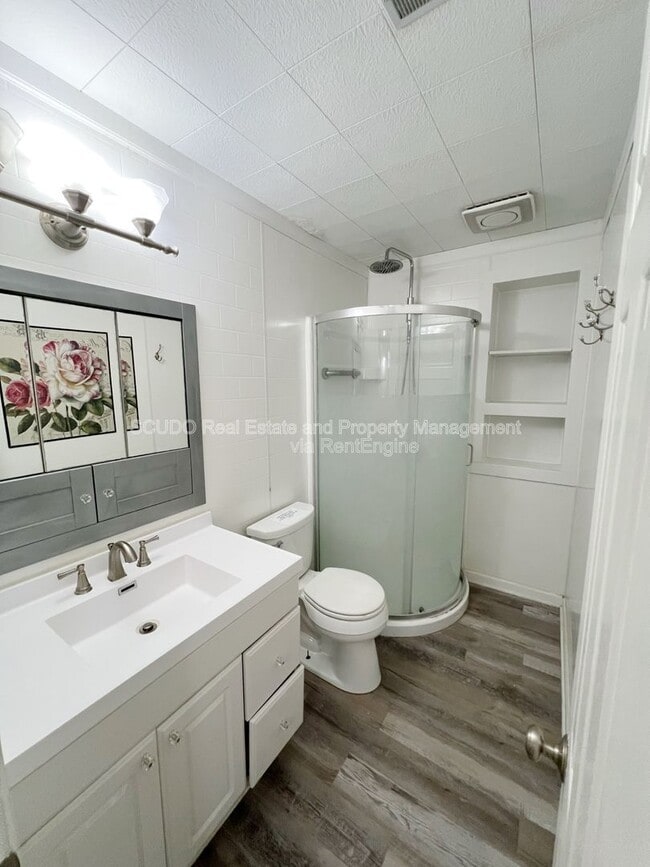 Building Photo - 7715 W 96th Terrace