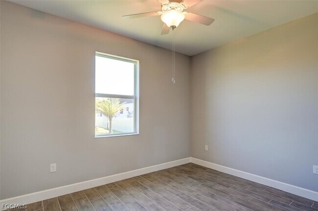 Building Photo - 4313 NW 27th Terrace