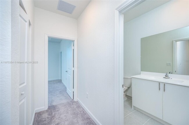 Building Photo - 28613 SW 132nd Ct