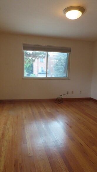Master Bedroom - 2631 S University Blvd