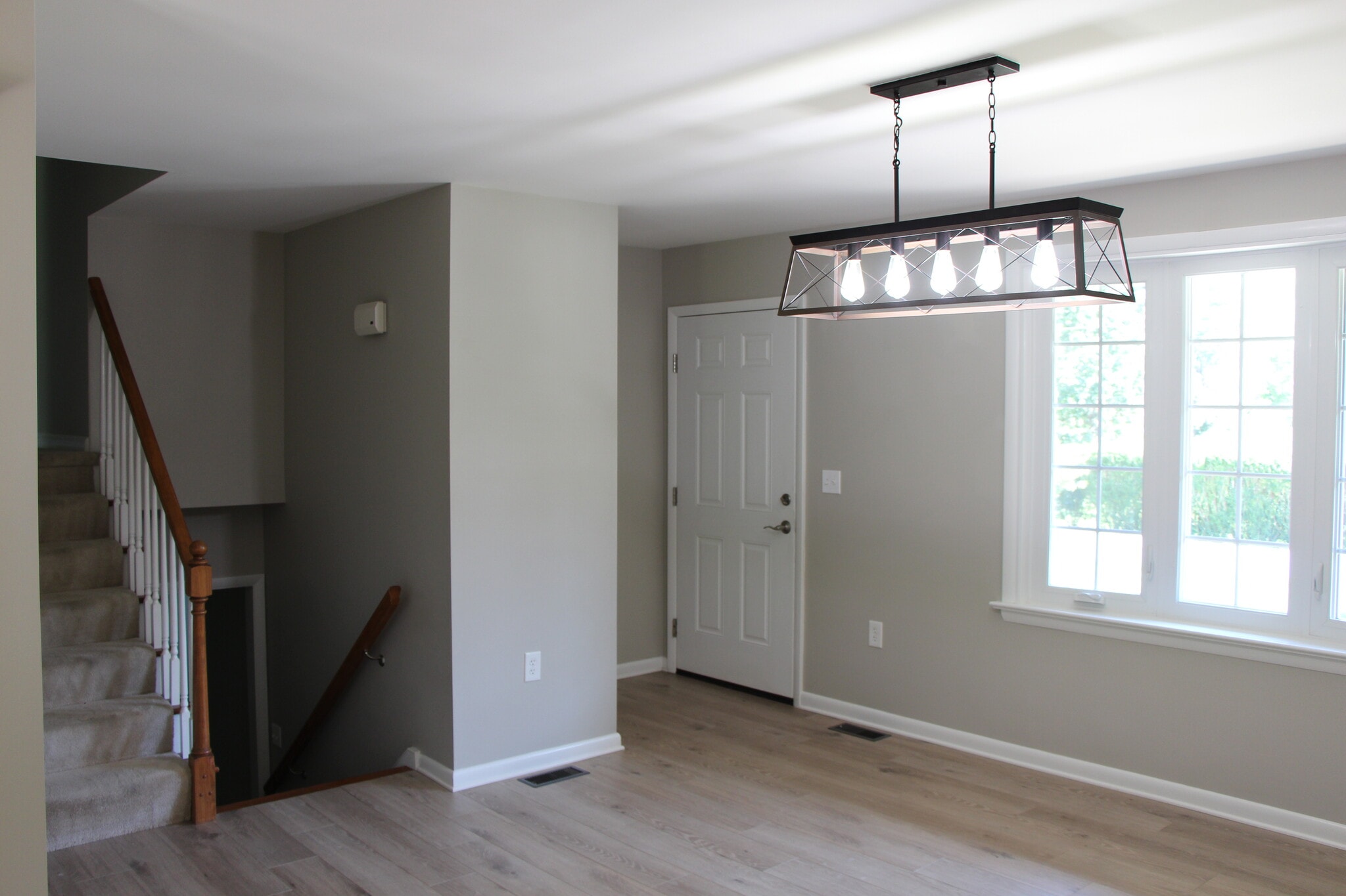 Building Photo - 2462 Camp Rd