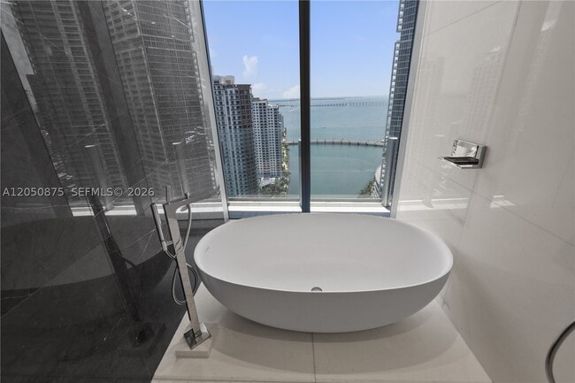 Building Photo - 300 Biscayne Blvd