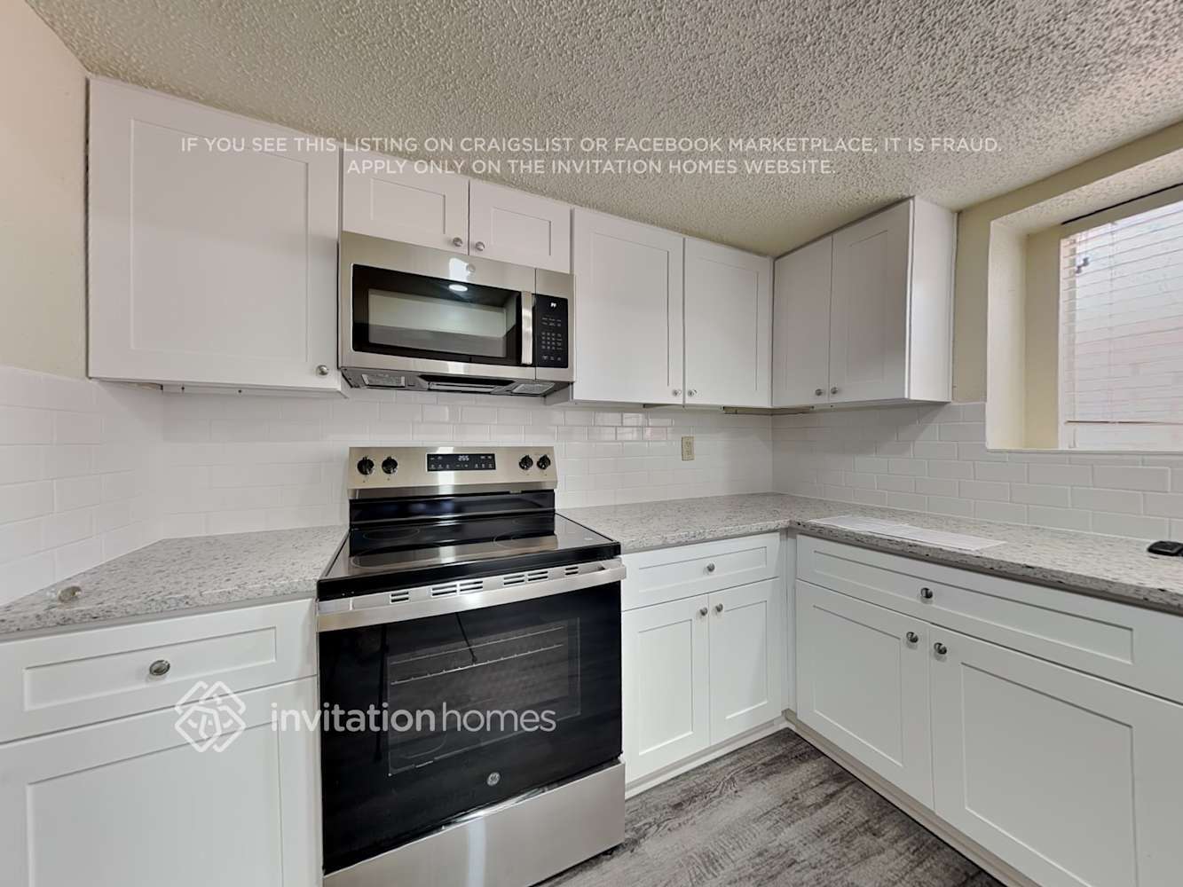 Building Photo - 6946 Maple Fox Dr
