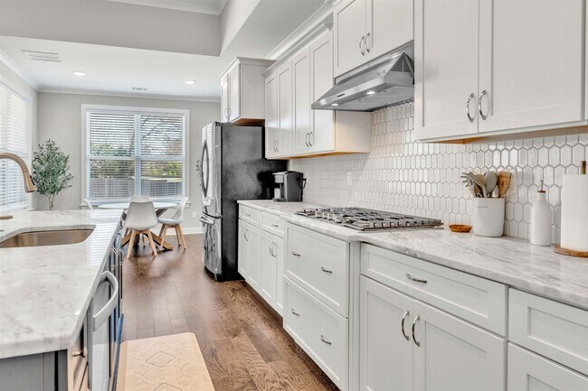 Building Photo - 3938 McElroy Farms Dr