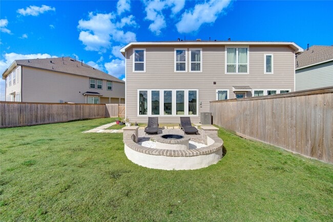 Building Photo - 21255 Doubtful Cyn Dr