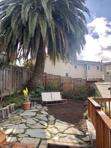 Building Photo - 487 Fairbanks Ave