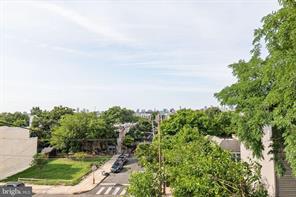 Building Photo - 2306 N Fairhill St