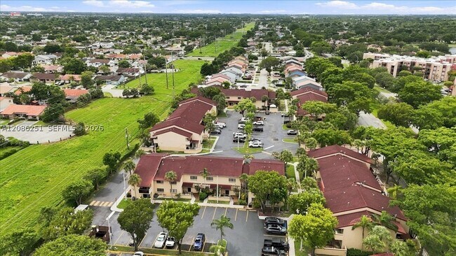 Building Photo - 6375 SW 136th Ct