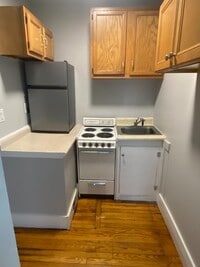 Building Photo - 1238 Memorial Ave