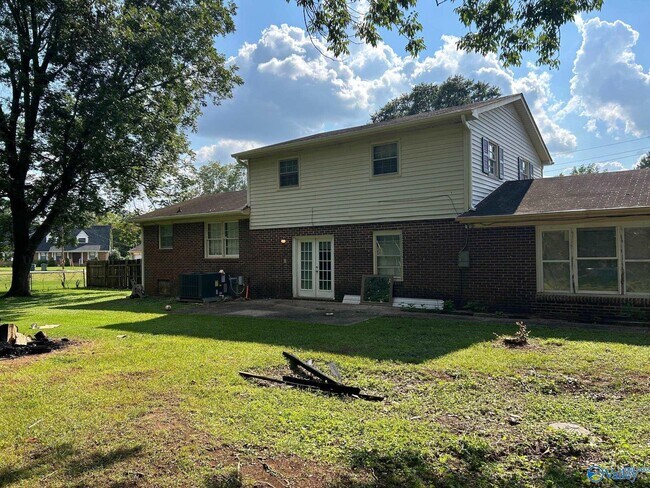 Building Photo - 6020 Rickwood Dr NW
