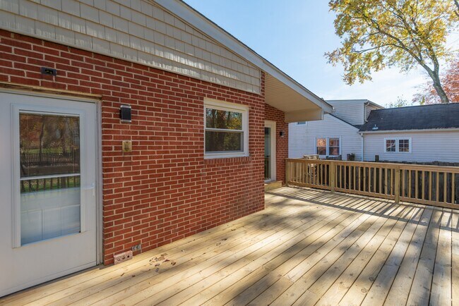 Building Photo - 312 Chalfonte Dr