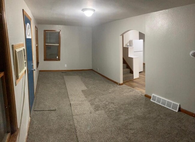 Building Photo - 604 S Fillmore St