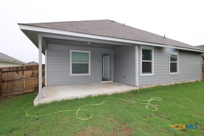 Building Photo - 2321 Aylesbury Dr