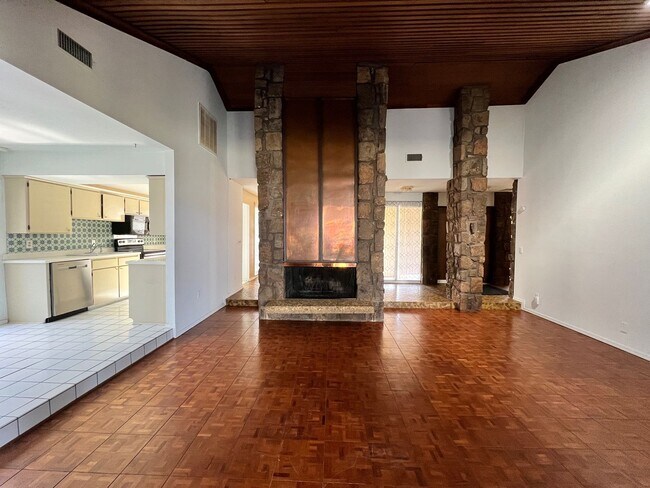 Building Photo - Jenks Schools