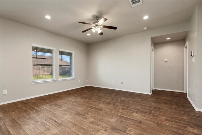 Building Photo - 15332 Timber Preserve Ln