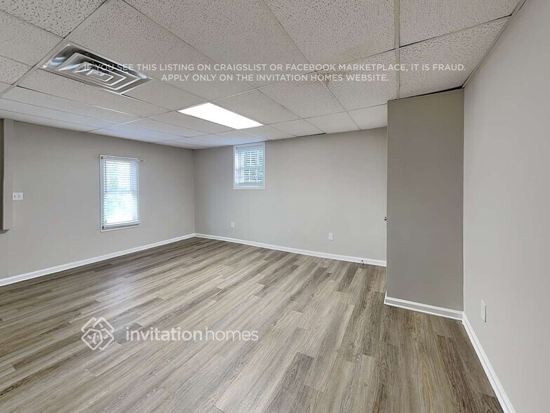 Building Photo - 278 Jamie Dr