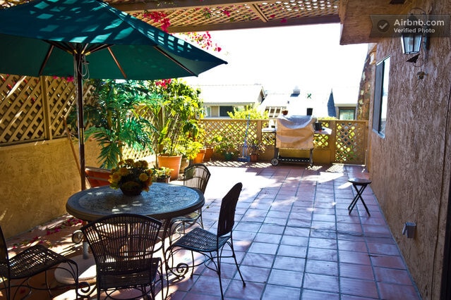 Large Outdoor Patio for entertaining - 6625 Caminito Sinnecock