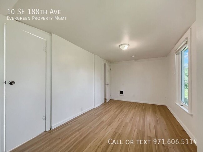 Building Photo - 10 SE 188th Ave
