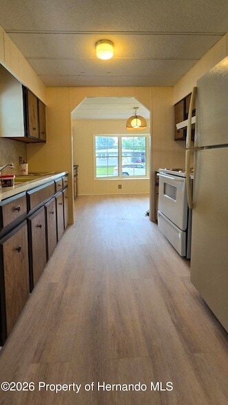 Building Photo - 7393 Fairlane Ave