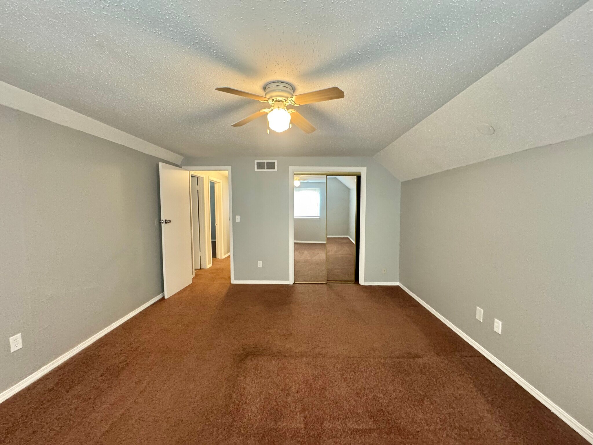 Building Photo - 3029 SW 62nd St