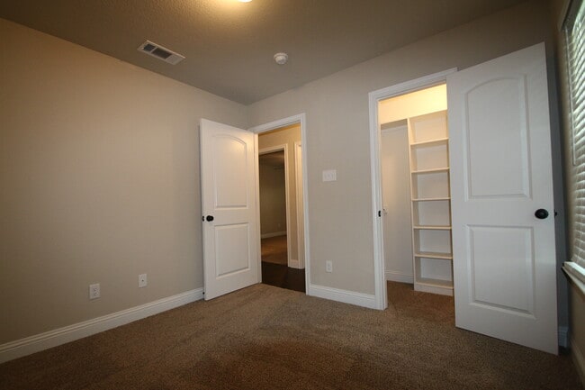 Building Photo - 8145-8147 Arbor