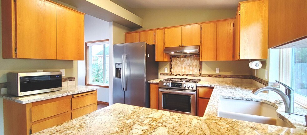 Building Photo - 13258 SW Yarrow Way