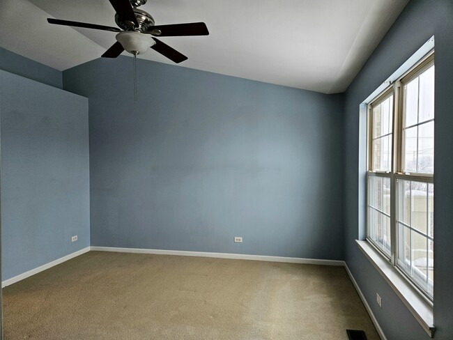 Building Photo - 24403 John Adams Dr