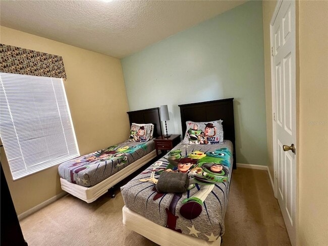 Building Photo - 8127 Fan Palm Way