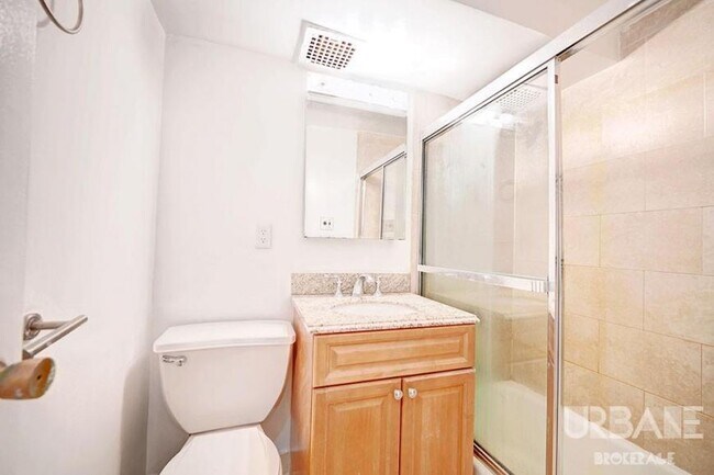 Building Photo - 1 bedroom in NEW YORK NY 10014