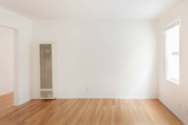 Living Room - 3613 4th W St