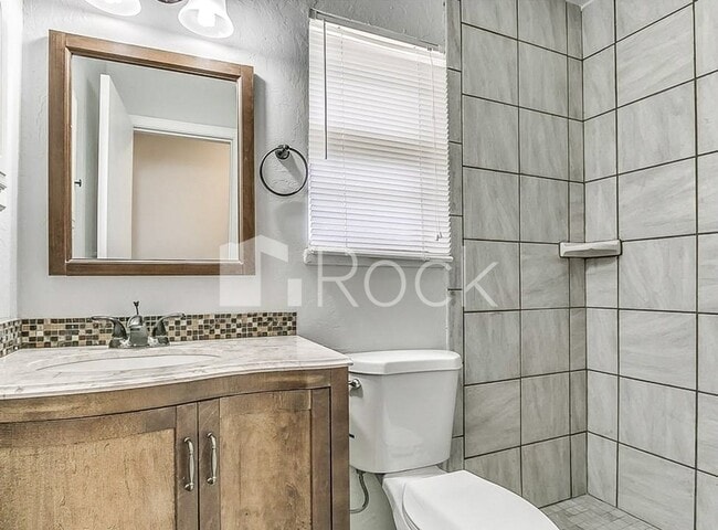 Building Photo - 12508 High Meadow Dr