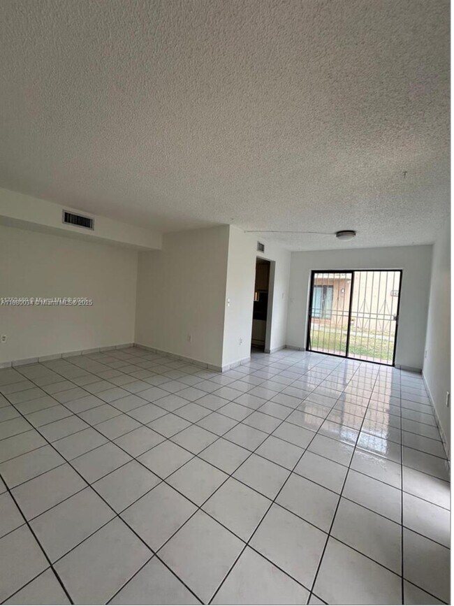 Building Photo - 15471 SW 80th St