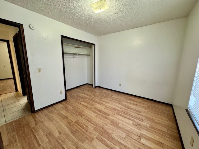 Building Photo - 805 Turtle Creek Dr