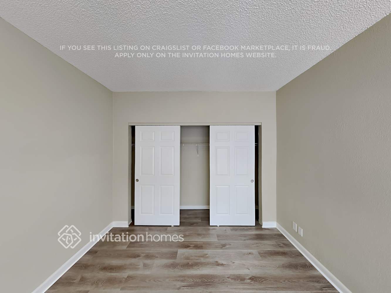Building Photo - 8041 Buttonwood Cir