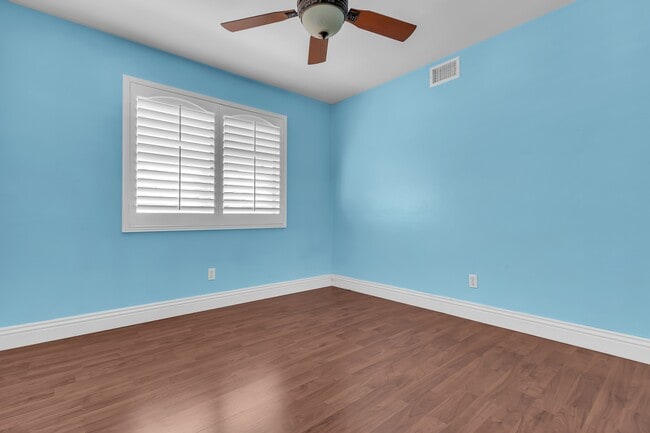 Building Photo - 29767 Southwood Ln