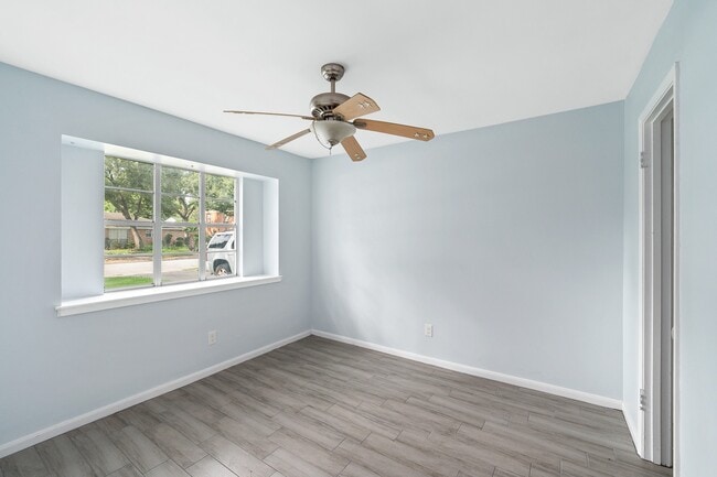 Building Photo - 10623 Wickersham Ln