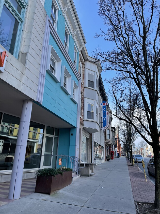 334 W Market St 334 W Market St York PA 17401 Apartment Finder